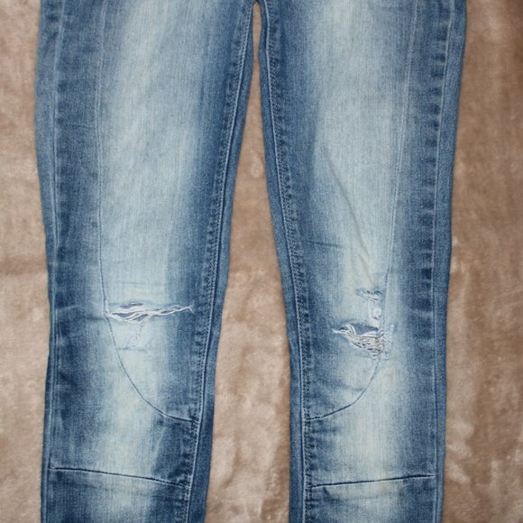 Lee Fits em All Lynn Rivet Blue Jeans - Ripped Distressed Knee - Waist 27x31.5 - Picture 3 of 12